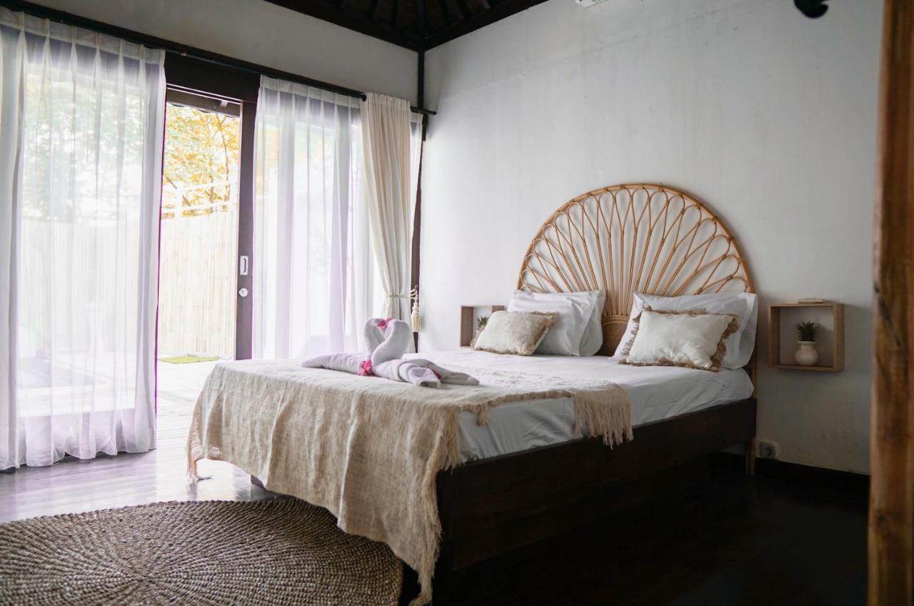 Villa Menorca Gili Trawangan Exterior photo